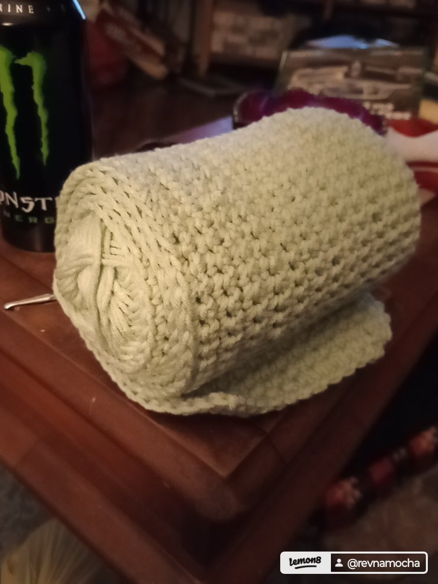 RevnaMocha's tweet photo. Starting crocheting, 2 scarfs done, 1 scarf on its way to England. Now I'm working on a baby blanket #crochet https://t.co/211ryBjIuC