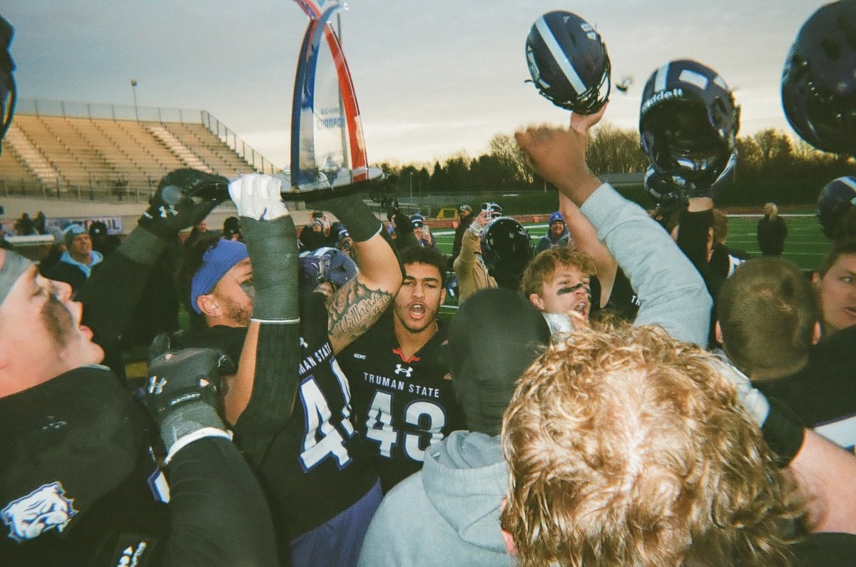 Great Lakes Valley Conference tweet media