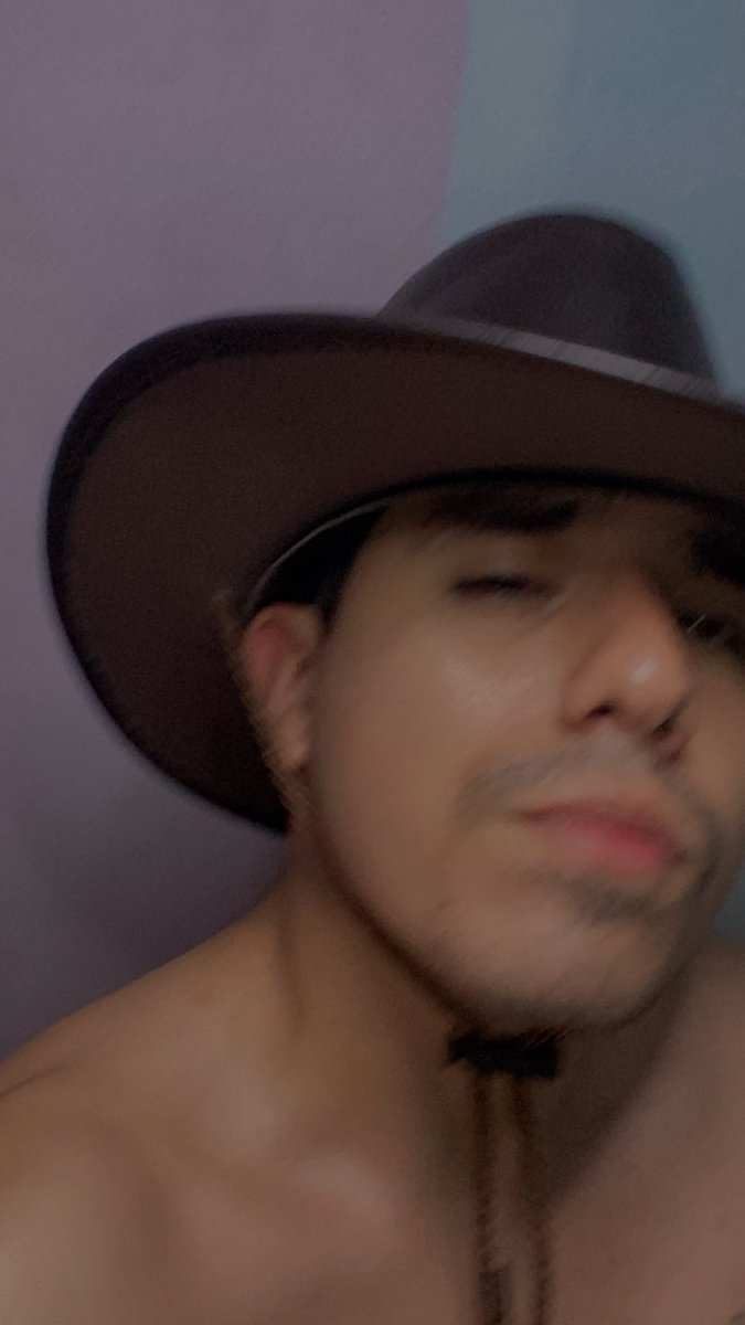 Soyflash03's tweet photo. https://t.co/pVe7R4D2ii

Cáiganle al stream banda #Fortnite https://t.co/dpP3YKCgcO