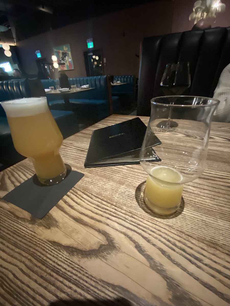 Justin87925317's tweet photo. Good evening world. My goodness it’s so cold (-17c with wind)that the beer clock struck twice and I’m okay with it😂🍻. It’s a Roman Candle beer so I’m not in Rome but I’m doing what the Romans do😂. Just stopping in to wish you all a peaceful beautiful evening 🥰🍻#cheersworld https://t.co/UDeq1Ex4Qg