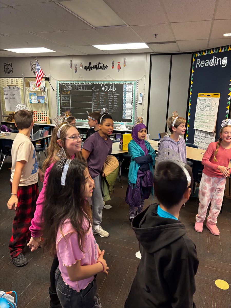 Ringing in the NEW YEAR! We are ready for 2025🎉! #itsworthit #ParkSharks