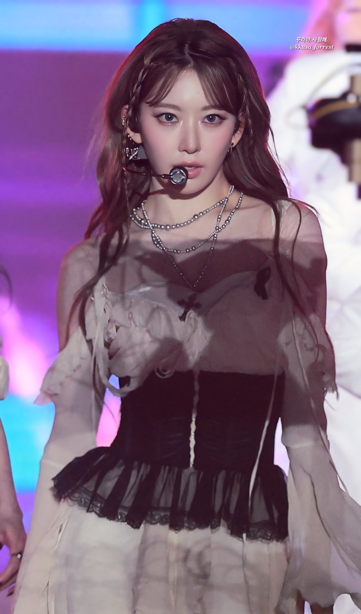 kkusa_forrest's tweet photo. 250104 GDA_HQ_10

#宮脇咲良 
#사쿠라 #SAKURA 
#미야와키사쿠라 #みやわきさくら 
#르세라핌 #LE_SSERAFIM https://t.co/kOoCCB3CX5