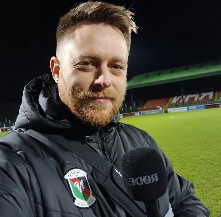 My first Glentoran game I attended was in January 7th 1995. We got beat 3 - 1 that day by Glenavon but I was instantly hooked. Fast forward exactly 30 years later and to celebrate tonight we've progressed into the semi's of the league cup. Forever And Ever 💚❤️🖤 Thank You