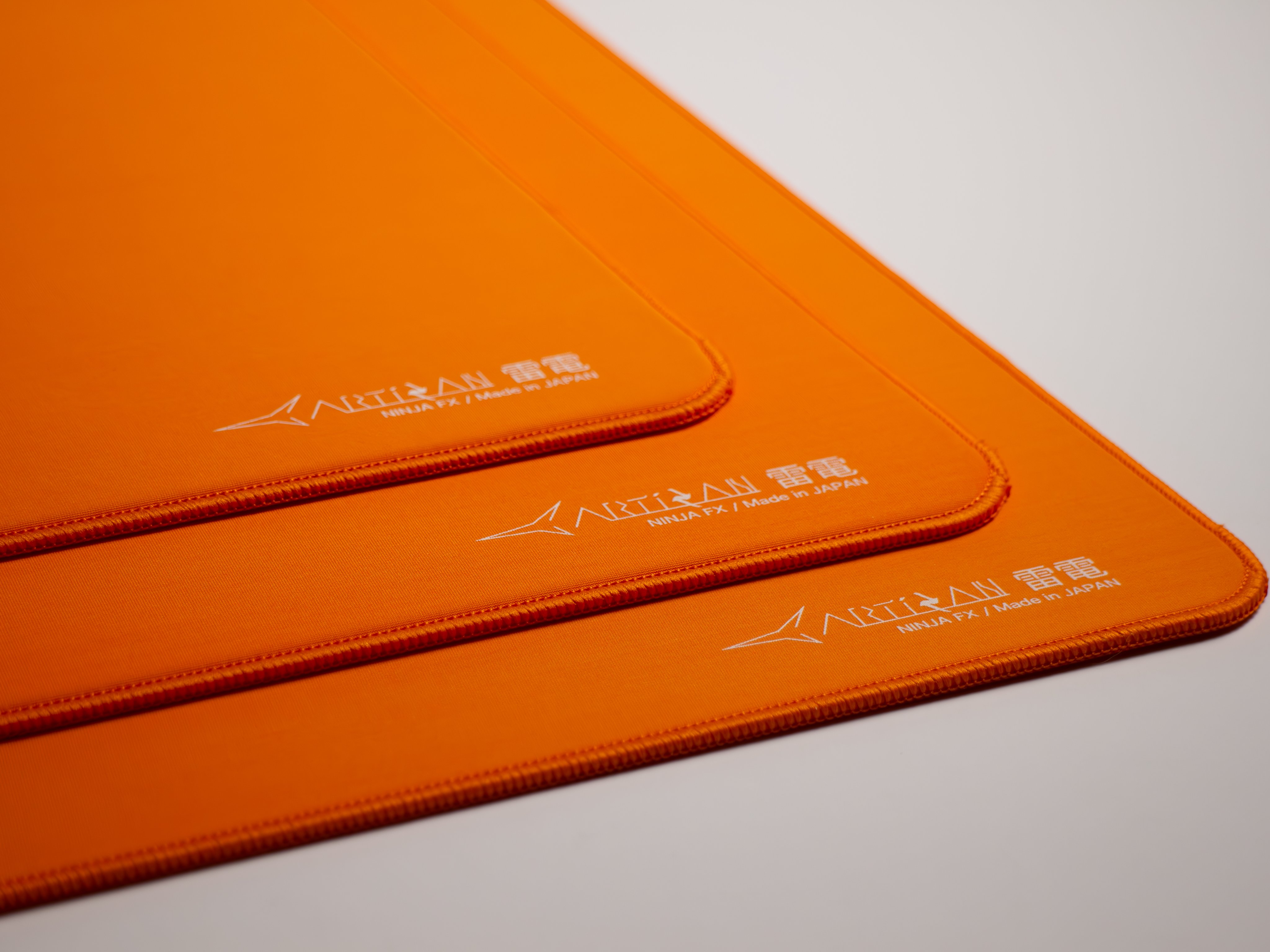 ARTISAN 紫電改v2 MID XL Daidai orange Artisan Mousepad - FX Zero