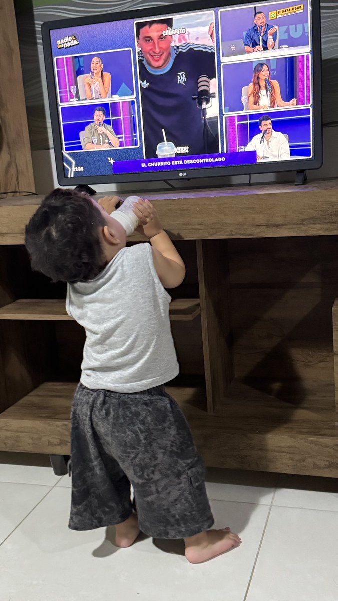 webgerman's tweet image. #nadiedicenada