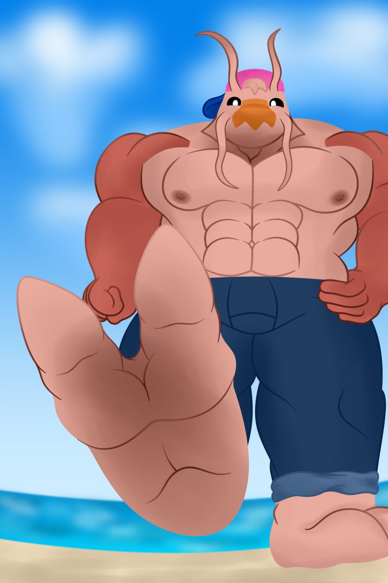 KnightsandStuff's tweet photo. Pink 🦐 guy found tiny ant (You) in The sand, seems You caught His attention and is getting closer to you https://t.co/Ybd1Pbysdp
