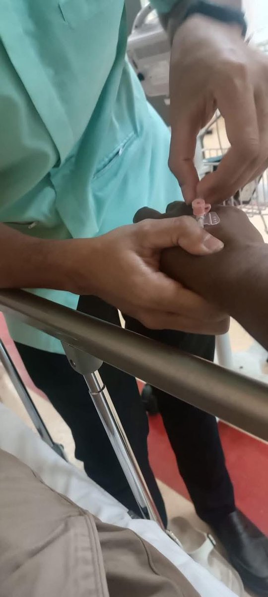 isusemasaviral's tweet photo. Tanda tanda jangkitan awal hMPV 

Kenali tanda-tandanya : Antara gejala penyakit itu ialah batuk, demam, hidung tersumbat dan nafas berbunyi seperti wisel. https://t.co/dAVjZyk1fN
