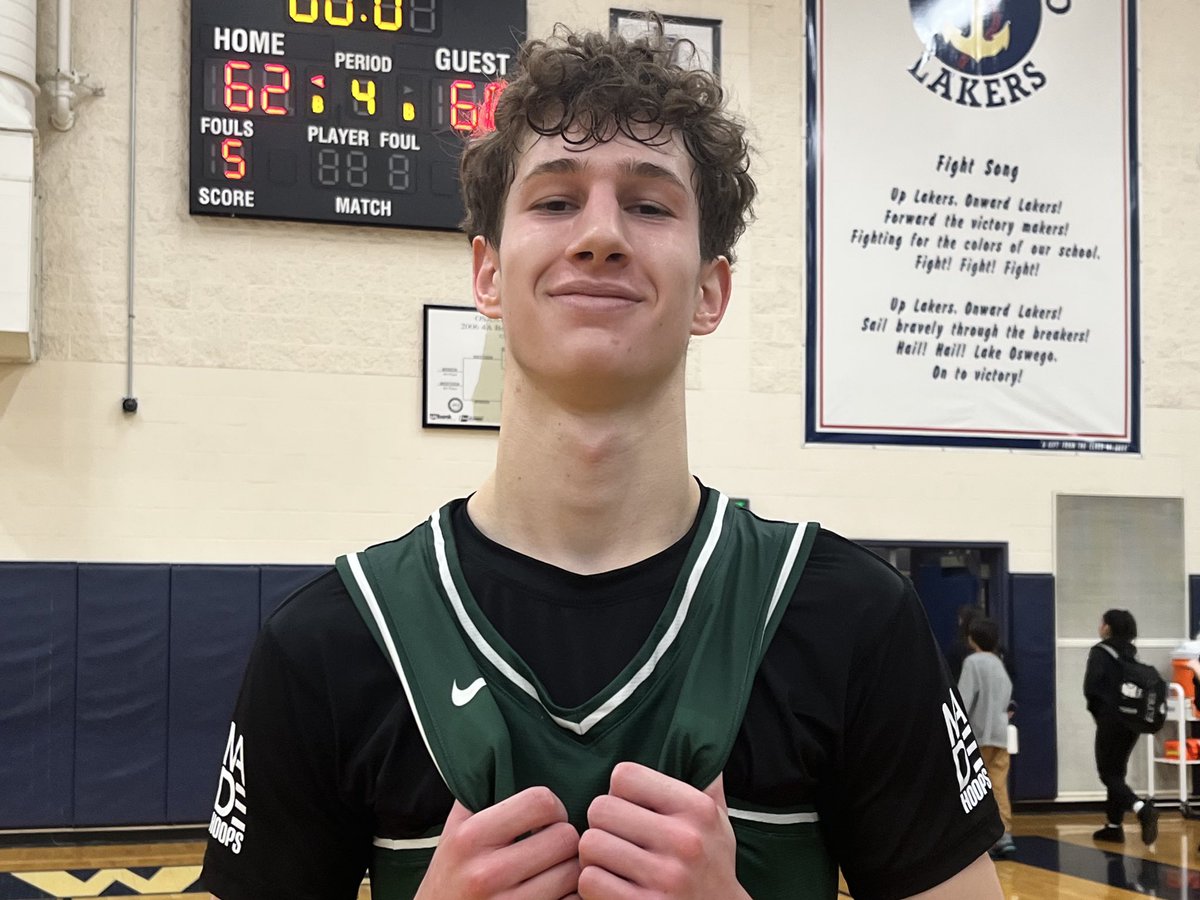 Prep Hoops Oregon (@prephoopsor) on Twitter photo A cool 29 points on some red hot shooting from <a href="/nathansheley5/">Nathan Sheley</a> tonight. The Sheldon senior guard really caught fire starting in the second half, hitting 4 of his 5 threes, as the Irish took the lead and then hung on to win in OT. A team high 8 rebounds too for the lefty. A cool 29 points on some red hot shooting from <a href="/nathansheley5/">Nathan Sheley</a> tonight. The Sheldon senior guard really caught fire starting in the second half, hitting 4 of his 5 threes, as the Irish took the lead and then hung on to win in OT. A team high 8 rebounds too for the lefty.