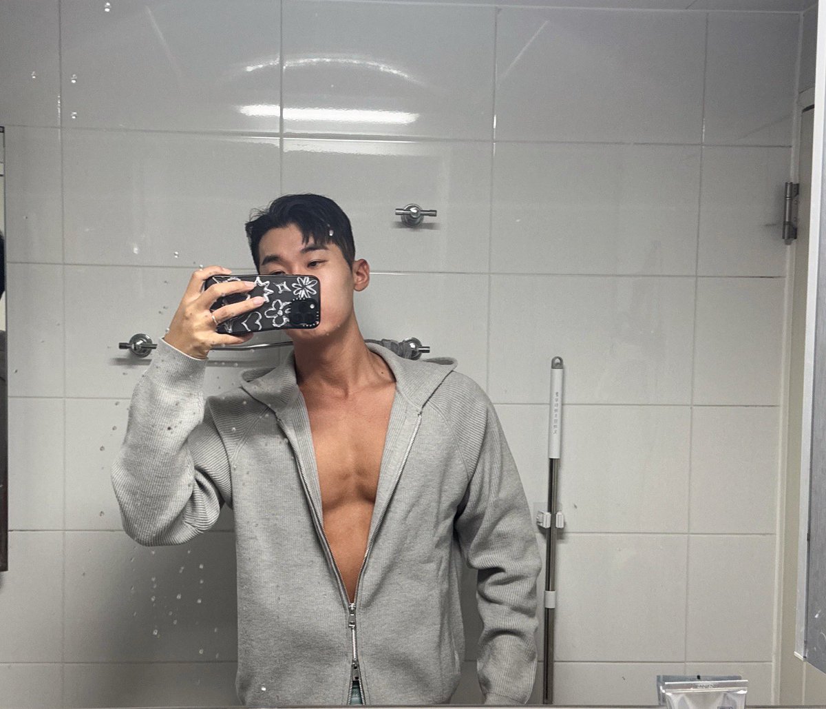 IG:hosu370 (@jun9016) on Twitter photo 