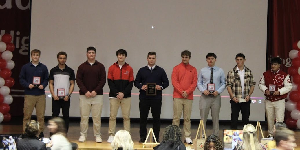 🔴⚪️🏈🏆
OFFENSIVE MVP  <a href="/walsh_ben17/">Ben Walsh</a> 
DEFENSIVE MVP <a href="/BergeyJayden/">Jayden Bergey</a> 
TEAM MVP <a href="/HoustonMarsha11/">Houston Marshall</a> 
COACHES AWARD <a href="/j_adorno55/">Julian Adorno</a> 
ROTARY CLUB AWARD  <a href="/TomGonce/">Tom Gonce</a> 
FREED SCHOLARSHIP <a href="/Chase_Johnson06/">Chase Johnson</a> 
CIPRIANO SCHOLARSHIP <a href="/jackpotson_/">Jack Potson</a> 
5th QTR CLUB SCHOLARSHIP <a href="/tommylynch1010/">Tommy Lynch</a> <a href="/AustinPaturzo/">Austin Paturzo</a>