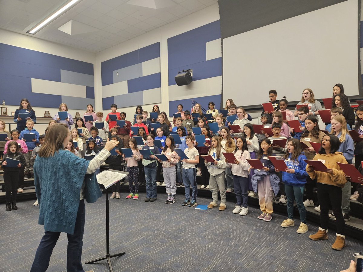 The Allen ISD Honor Choir is hitting the ground running! 102 beautiful voices from all over the district!
<a href="/AllenFineArts/">Allen Fine Arts</a> <a href="/BoonPatriots/">Boon Patriots</a>