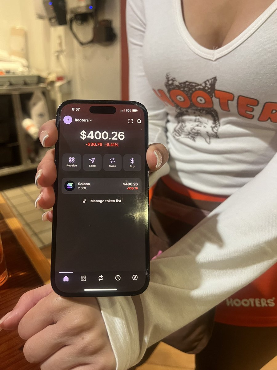 hooterstip's tweet photo. We just made her a phantom wallet. She’s in control of it &amp; won’t sell until she can get out of her situation and change her life for good https://t.co/iOyCvC3rYV