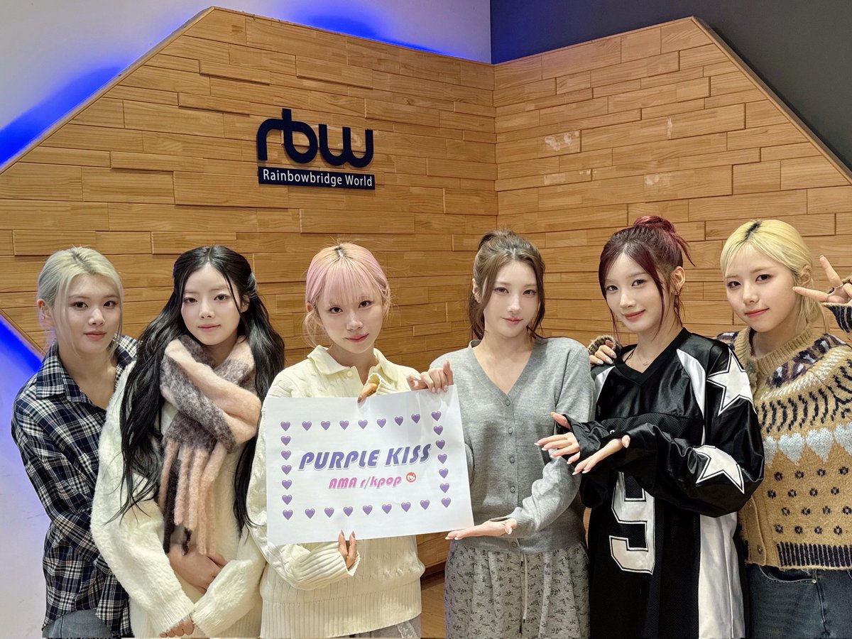 The lovely <a href="/RBW_PURPLEKISS/">퍼플키스 (PURPLE KISS)</a> will be doing an AMA on r/kpop this Friday, January 10th at 11 AM KST.

Check out the link below for more information!

👉 redd.it/1hw8g86 👈