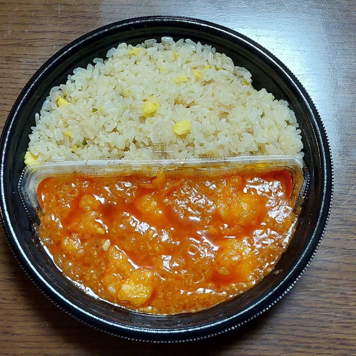 セブンのエビチリチャーハン

これはガチガチのガチでうまい
お試しあれ😇