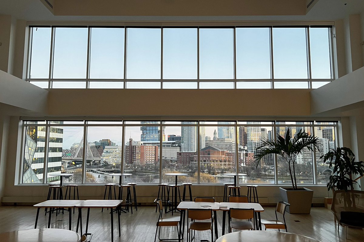 Mike Lynch (@mikelynch09) on Twitter photo Sunset views from <a href="/Hult_Business/">Hult International Business School</a> Boston campus will never get old 🌆 #HultBoston Sunset views from <a href="/Hult_Business/">Hult International Business School</a> Boston campus will never get old 🌆 #HultBoston
