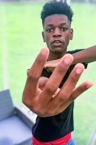 megatrons_dih's tweet image. Reed after deflecting ironmans ult