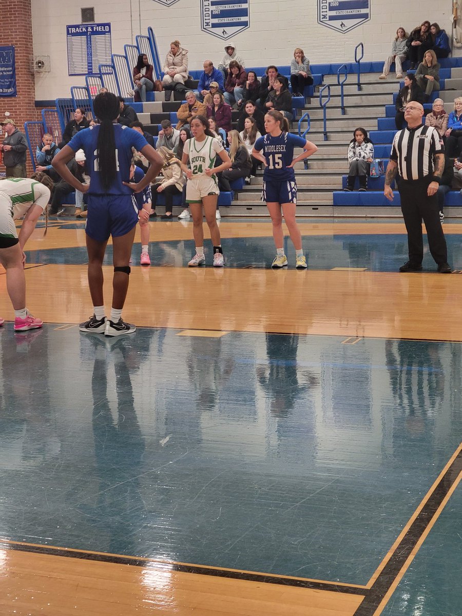 Team Miller teammates <a href="/Kmaynard1415/">Kendall Maynard</a> and <a href="/JiselleLennon/">Jiselle Lennon</a> battled it out tonight, South Plainfield vs Middlesex. Lots of hustle from these two tonight!