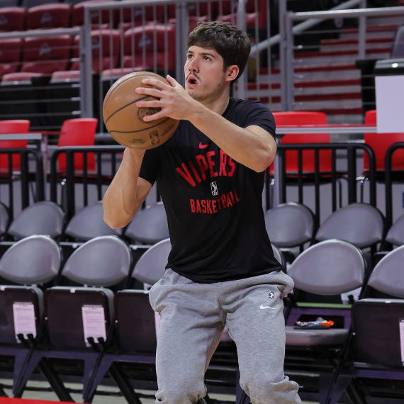 ClutchFans tweet media