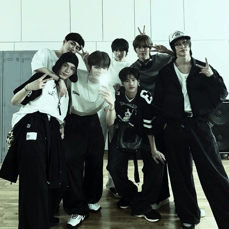 ioxrsa's tweet image. UNTIL JUSTICE IS SERVED 
#STILLBOYCOTTING
#ReinstateSeunghan 
#BoycottForRII7E
@SMTOWNGLOBAL