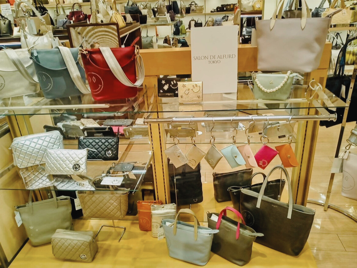 ☺︎︎サロンドアルファード☺︎︎ Smiley & Luxury Leather Goods【公式】 (@SALON_DE_ALFURD) / X ☺︎︎サロンドアルファード☺︎︎ Smiley & Luxury Leather Goods【公式】 (@SALON_DE_ALFURD) / X
