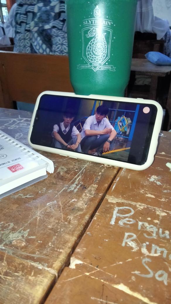 nvittamrk01's tweet photo. Nonton #EternalShadows di school w pahri @renjunhs_ merinding seakar akar. https://t.co/TrvFEFjjHH