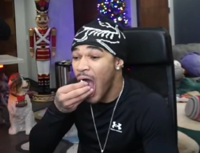 starwithaz's tweet photo. Nah max this shit tuff gang https://t.co/zOKsidVL4v
