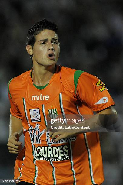 JAMES RODRÍGUEZ:"cuando estaba en Banfield, un hincha, de más de 90 años, se me acercó. me dijo: ‘Por favor, ganen el título que yo ya me voy a morir’. ganamos en el 2009,y cuando lo volví a ver, me dijo: 'Ya me puedo morir tranquilo. ¡Gracias, nene!. Y me abrazó" #JamesABanfield