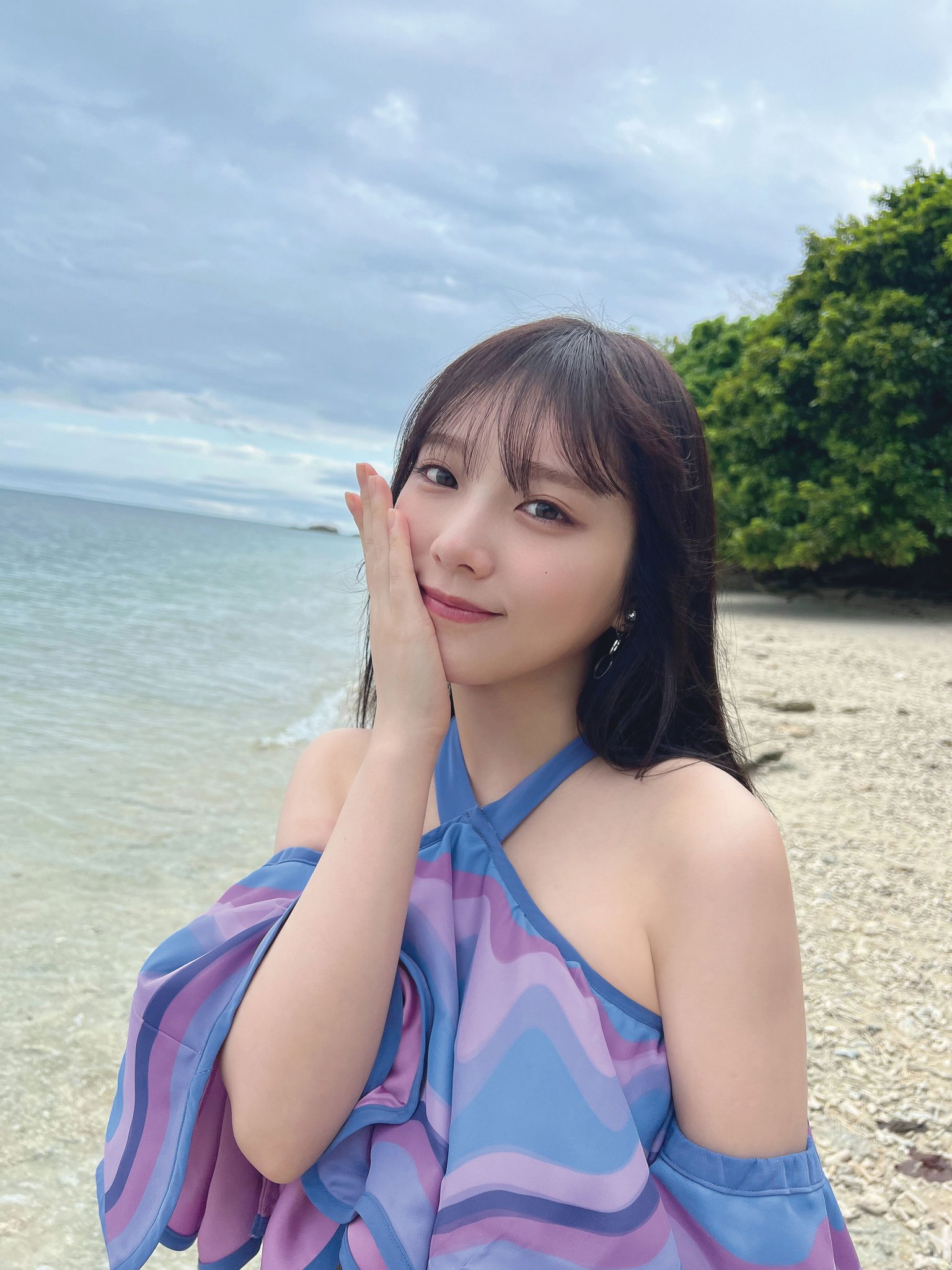 与田祐希　逃げ水衣装直筆サイン入りアクスタ　最終値下げ Amazon.co.jp: 乃木坂46 与田祐希 逃げ水 コンプ : おもちゃ