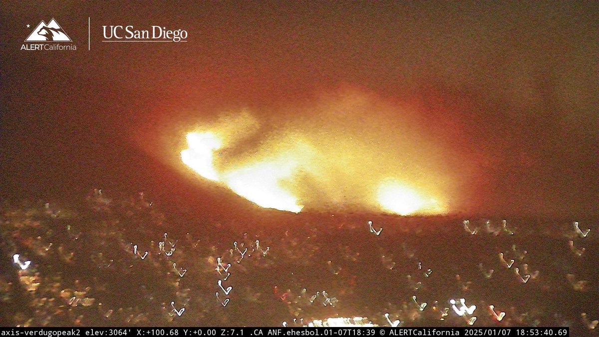 LA is on fire. Now in Altadena: