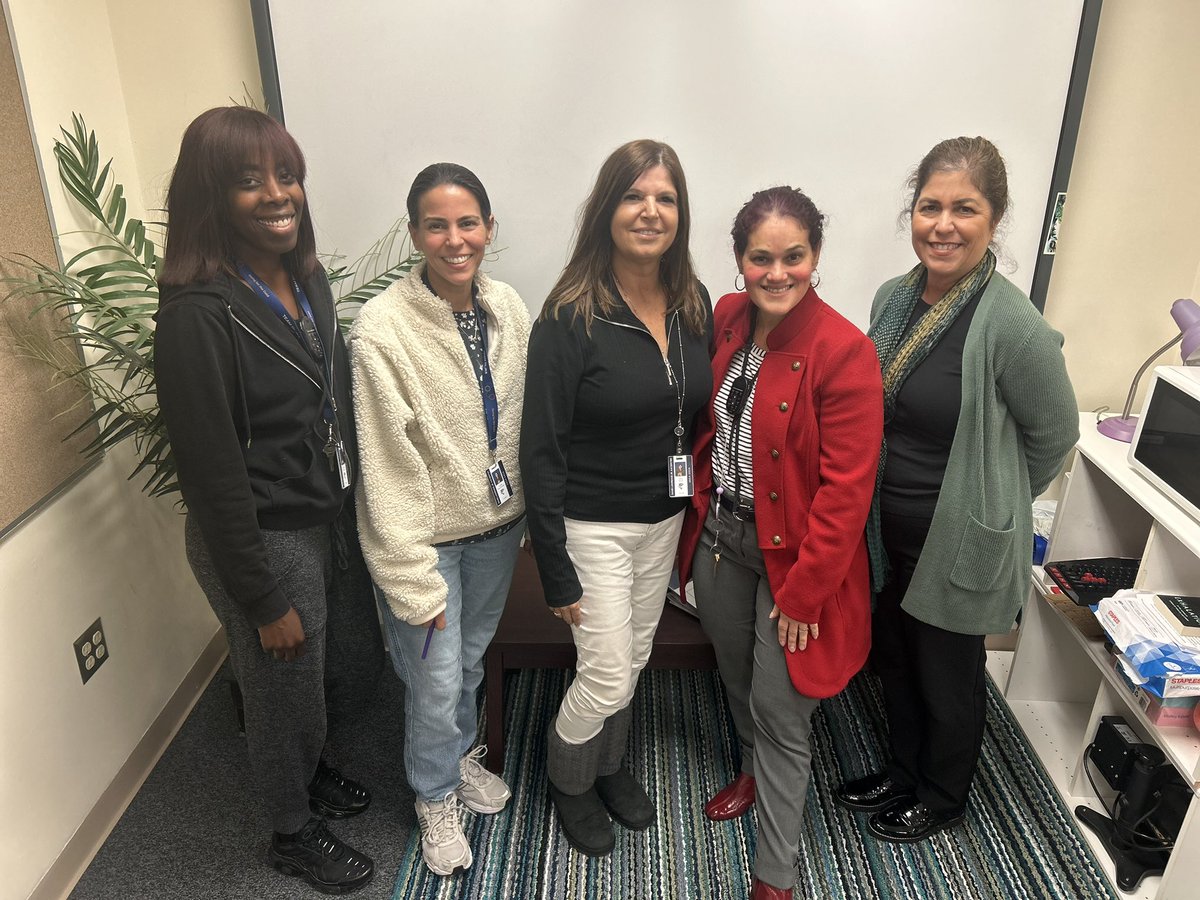 MDCPSSci's tweet photo. Thank you ๐ to our Science Teachers @DavidLawrenceK8 for your efforts on building a robust foundation for academic success.
@MDCPSNorth
The efforts are to ensure #ScienceInEveryGradeLevel
@AileenVega123 @NestorEMarcia @MDCPSSTEAM @MDCPSAcademics @BNCEE_MDCPS @MDCPSRobotics https://t.co/W3uYincPZy