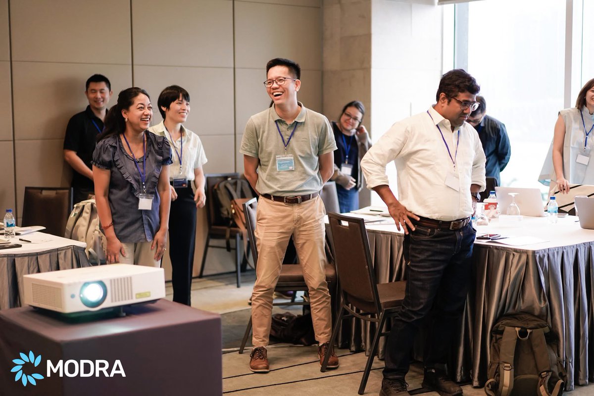 drleighannjones's tweet photo. Come work with us @MORUBKK
We are looking for an enthusiastic and driven scientist to join our #MODRA team in Thailand!
Would you like to support the next generation of future scientific leaders in South Asia?
For more info - https://t.co/lj3RZXeBUl https://t.co/N7TZLMVqcA