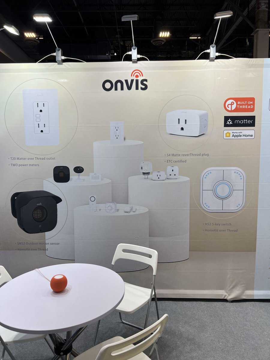 TheThreadGroup's tweet image. #ThreadGroup member Onvis/ChampOn displays their Thread certified switches and sensors at #CES2025. 

#Onvis #Champon #Thread #IoT #SmartHome