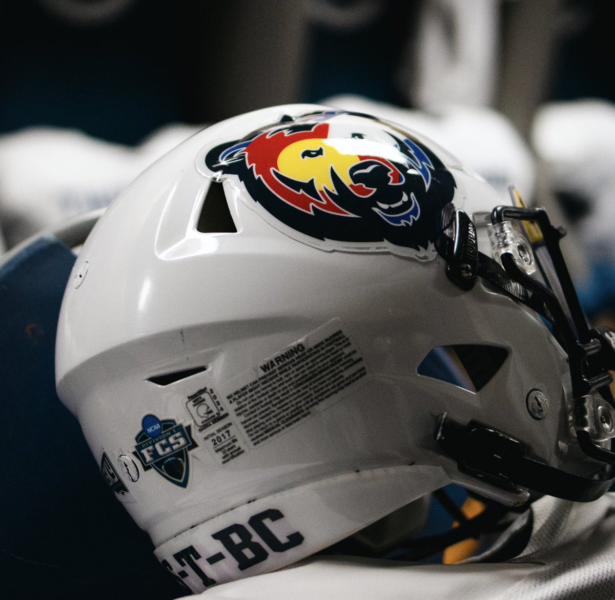 After a great conversation w/ <a href="/CoachPHadley/">Preston Hadley</a> I am beyond blessed and honored to say that I have earned an offer from <a href="/UNC_BearsFB/">Northern Colorado Football</a> 🐻🔵🟡