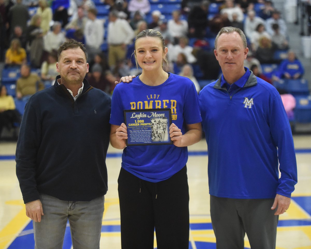 Mtn Home's <a href="/laykinmoore_24/">Laykin Moore</a>  celebrated her 1,000th point tonight with a win over Harrison.
The first of four Lady Bombers I predict to pass the mark in a 14-month span as three solid juniors return next season
<a href="/ETTaylor79/">Erick Taylor</a> <a href="/k_sutherlandAR/">Kyle Sutherland</a> <a href="/RichSharp95/">Rich Sharp</a> <a href="/FearlessFriday/">@FearlessFriday.com on BlueSky</a> <a href="/OzarksOzone/">Ozarks Sports Zone</a>