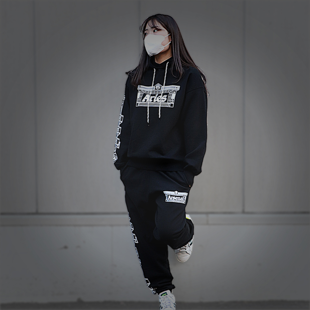 ARIES × ARSENAL】スウェットセットアップ ARIES ARSENAL スウェット Arsenal x Aries Collection | Official