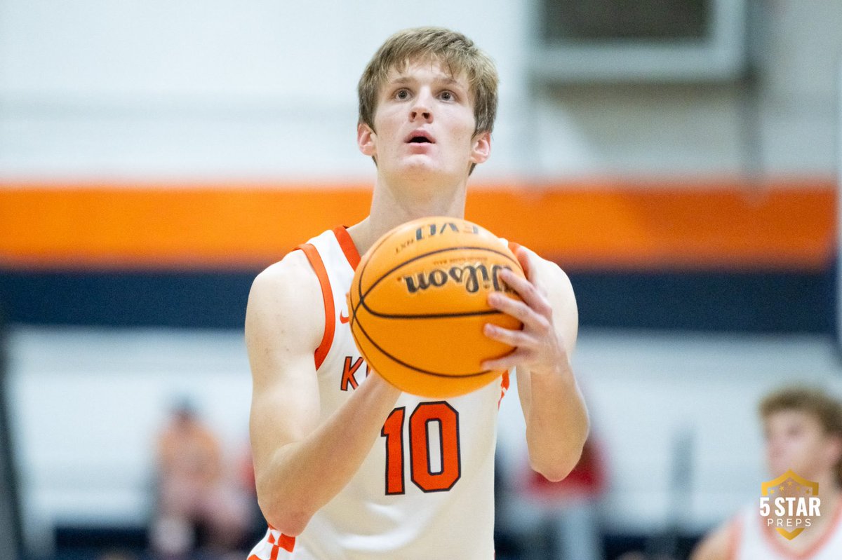 Here’s more on how Aaron Layne led a banged-up and short-handed Kingston to a win Tuesday night. 

THE READ ▶️ 5starpreps.com/articles/kings…