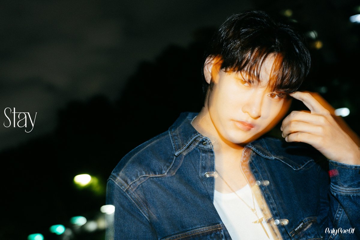 [#Teaser/📸]

Digital single [𝑺𝒕𝒂𝒚]
cOncept phOtO 💫 JunJi

✨<KIWEE ALBUM> Pre-Order Open
2025. 01. 10 3PM (KST)

#OnlyOneOf #온리원오브 
#JunJi #준지 
#Stay