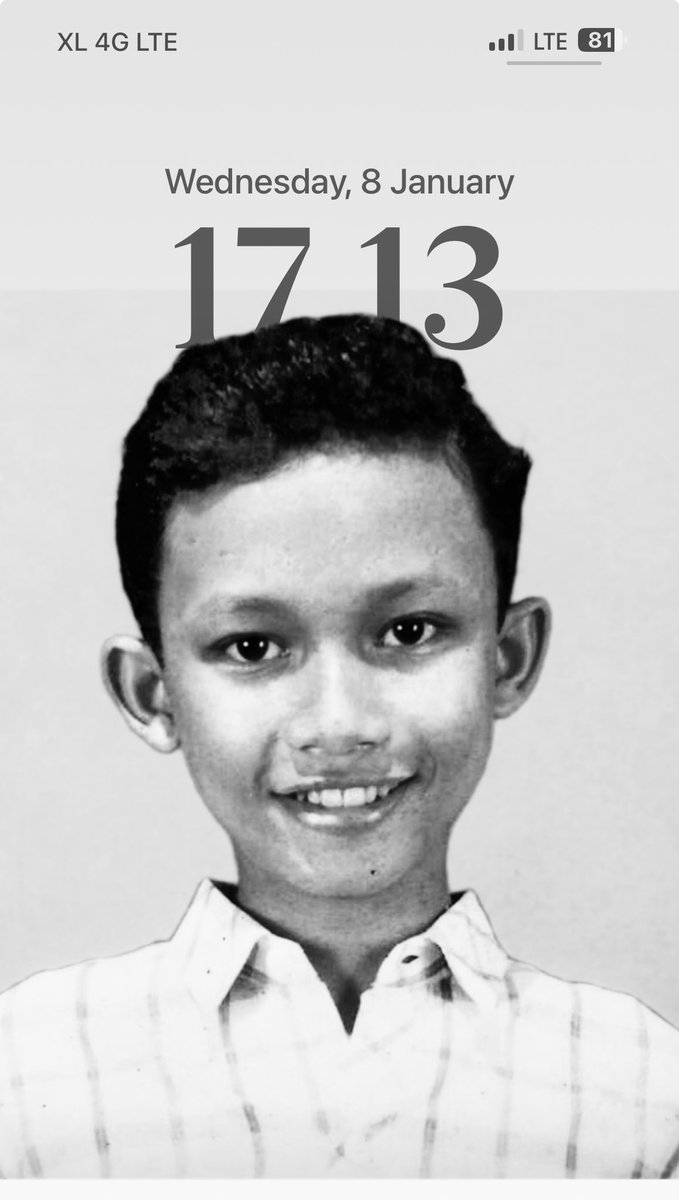 Jadi wallpaper di henpon belakangan ini, buat ngingetin si agus kecil dalam batin:

See, idup ternyata nggak sesurem yang kamu pikir kok, Gus… you’ll be fine. Nggak pernah mudah. But you’ll be ok. You’ll be ok. Gus.