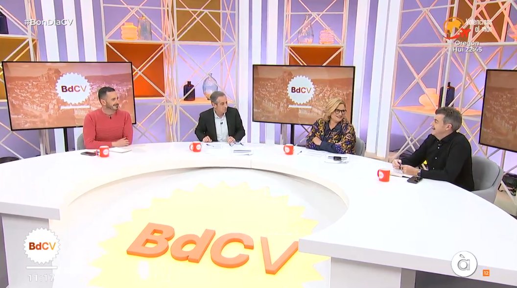 S’uneixen a la taula <a href="/JuanNietoIvars/">Juan Nieto Ivars 🐼</a> i <a href="/JoanGoncales/">Joan Gonçales i Nogueroles</a> per a continuar tractant tota l’actualitat.
<a href="/apunt_media/">À Punt</a>