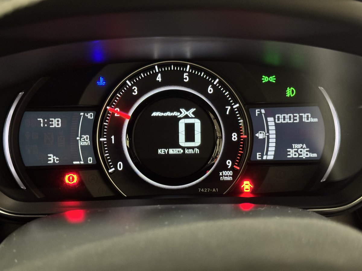 hamuneko_8625's tweet image. #Modulo30th
(* • ω • )b