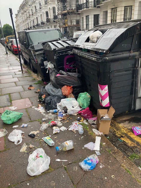 Paul David Gould (@paul_d_gould) on Twitter photo Love #Brighton, hate #litter?
Then STOP #FLYTIPPING in our streets
Respect #keyworker binmen
- DOUBLE WRAP bin bags to keep seagulls out
- CRUSH BOXES to use less space
- KEEP DRY RUBBISH AT HOME
- RECYCLE properly
<a href="/BrightonHoveCC/">Brighton & Hove City Council</a> <a href="/sianberry/">Sian Berry</a> <a href="/Love_Brighton/">VisitBrighton</a> <a href="/brightonargus/">Brighton Argus</a> Love #Brighton, hate #litter?
Then STOP #FLYTIPPING in our streets
Respect #keyworker binmen
- DOUBLE WRAP bin bags to keep seagulls out
- CRUSH BOXES to use less space
- KEEP DRY RUBBISH AT HOME
- RECYCLE properly
<a href="/BrightonHoveCC/">Brighton & Hove City Council</a> <a href="/sianberry/">Sian Berry</a> <a href="/Love_Brighton/">VisitBrighton</a> <a href="/brightonargus/">Brighton Argus</a>