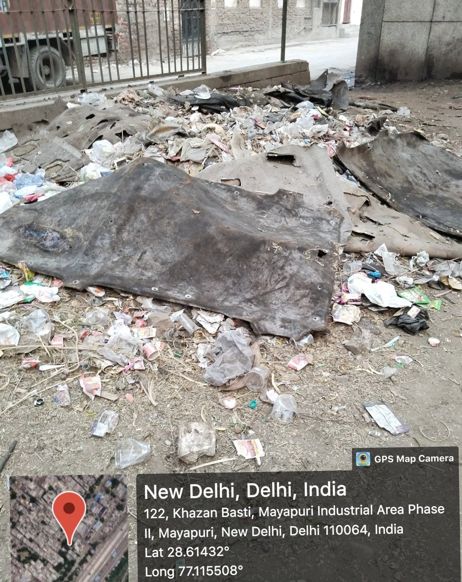 _amit_bajaj's tweet image. ऐसी गंदगी के साथ ये लोग वोट मांगने आते है शर्म तो आती नहीं होगी । 
वैसे by the way बीजेपी के समय में भी SAME ही हालात थे और मैने इसकी कई बार COMPLAINT की है BUT  कोई सुनवाई नहीं । 
#KejriwalExposed
#BJPFailsIndia #BJPDelhi  @ArvindKejriwal @msisodia @MCD_Delhi @SatyendarJain