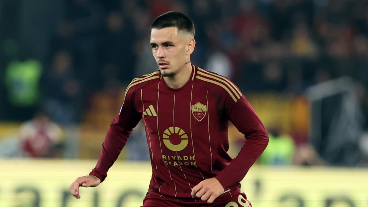 ActuL1_'s tweet photo. 🚨 Le LOSC s’intéresserait à Enzo Le Fée ! 🤯❤️🤍

Sunderland serait également dans la discussion.

(@CorSport) https://t.co/6C7PqNVdR0