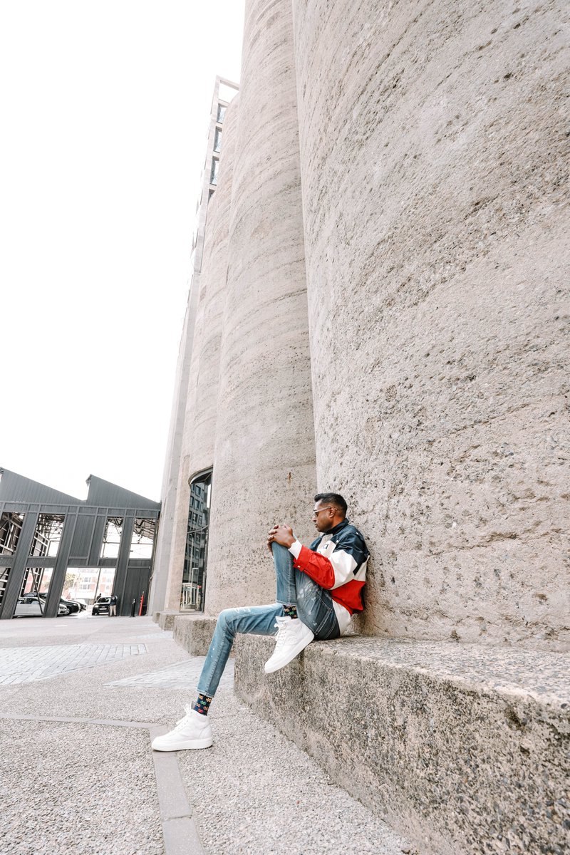 afriindi's tweet photo. "Let the rhythm of your heart guide your journey—dream big, hustle harder, and never stop dancing to your own beat." – Afriindi #motivation #newyearnewme https://t.co/NQpRfKDamv