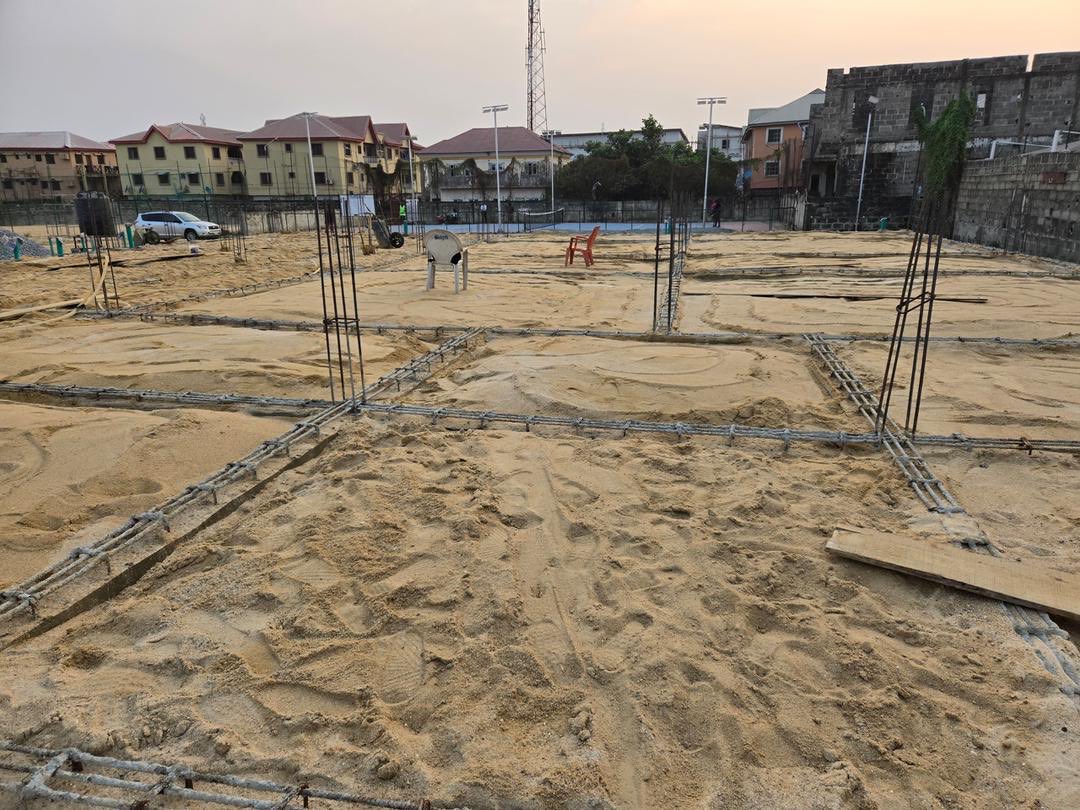 ugwa_kingsley's tweet image. Delays in construction? Appointing the right site managers/contractors is key! Scrutinize experience, skills &amp;amp; communication style to ensure timely project completion. #ConstructionManagement #SiteManagement #ProjectDelays