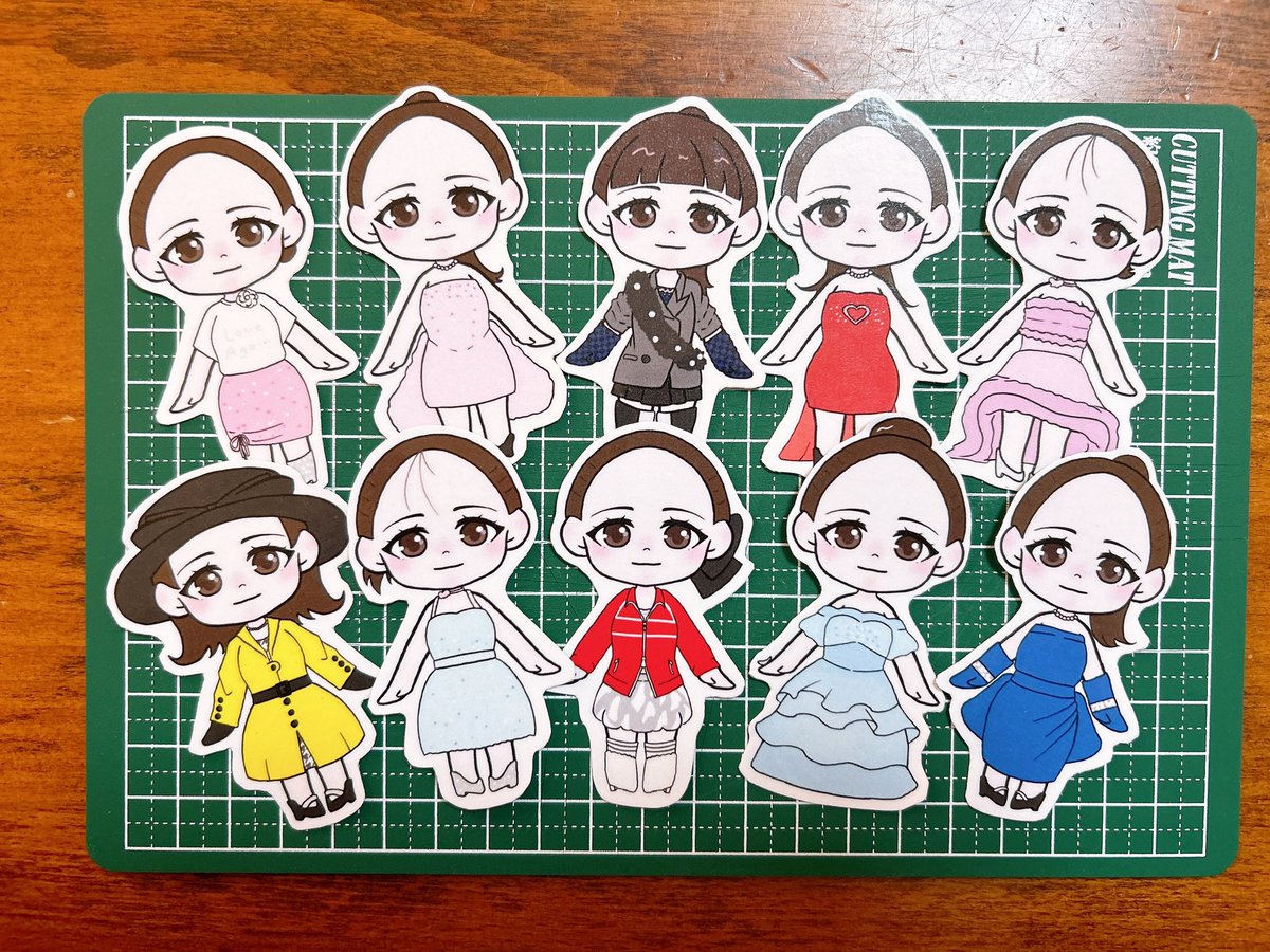 chico_illust's tweet photo. 推し活垢であげた自作トレカと自作ステッカーが好評で嬉しい♡
こっちにもあげちゃう！
 #西野カナ https://t.co/boiiqB7ug6