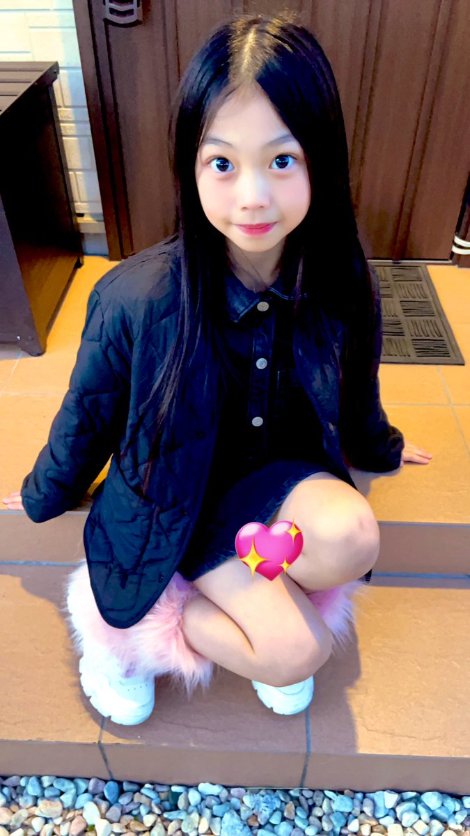 itskeira1205's tweet image. たっだいまー😊💖
がんばってきッたよーん❣️今日は寒かったな〜❄️
#スイモン #topmodelschool名古屋校 #kidsmodel #アイドル #キッズモデル #カメラマンさんと繫がりたい