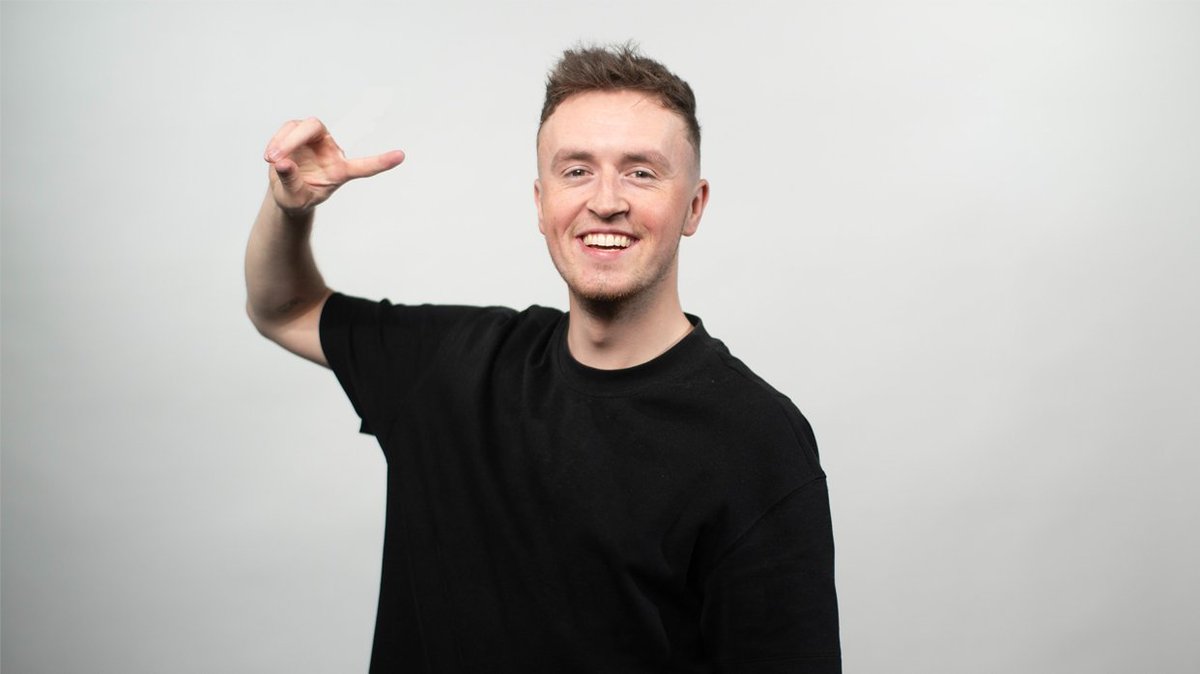 WhereIsDave2's tweet image. 🤮Dave did not host Fully Charged this morning, he's phoned in sick.

Dave has hosted 2 out of 3 shows so far in 2025 (66.6%)