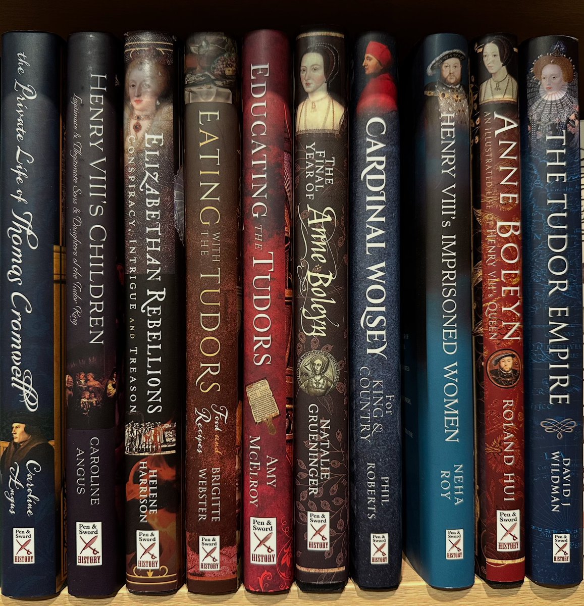 Brigitte Webster (@tudorfoodrecipe) on Twitter photo Bands of Tudor history authors at the National Archives <a href="/OntheTudorTrail/">Natalie Grueninger</a> @Writer_Caroline <a href="/WithTudors/">Neha Roy</a> <a href="/AmyMc_Books/">Amy McElroy</a> <a href="/tudorblogger/">Helene Harrison MSc MA BA</a> Bands of Tudor history authors at the National Archives <a href="/OntheTudorTrail/">Natalie Grueninger</a> @Writer_Caroline <a href="/WithTudors/">Neha Roy</a> <a href="/AmyMc_Books/">Amy McElroy</a> <a href="/tudorblogger/">Helene Harrison MSc MA BA</a>