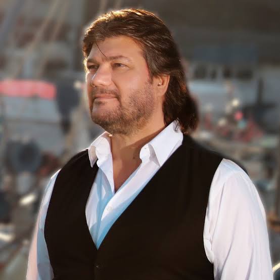 ❤️iyi ki doğdun ağabeyim❤️iyi ki sesimize ses oldun. Nice yaşlara, sağlıkla 🤘 <a href="/ahmetsafak_tc/">Ahmet Şafak</a>